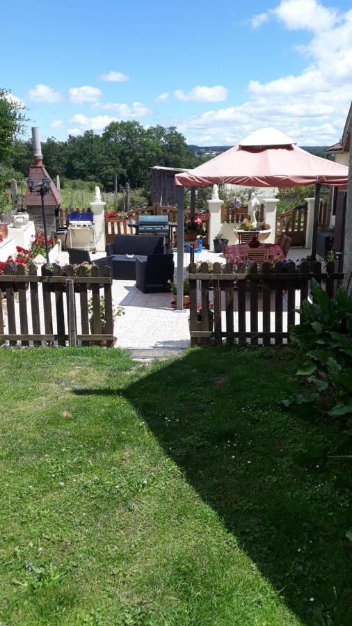 L Orchidee Hotel Herisson Exterior photo
